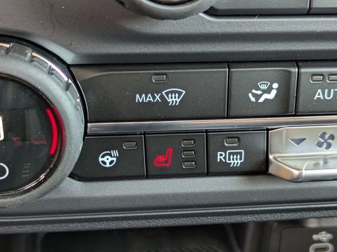 New 2026 Ford Bronco Raptor w/ Interior Carbon Fiber Pack AWD/4WD image 48