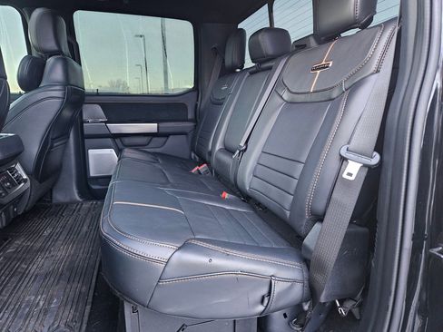 Used 2024 Ford F350 Platinum image 30