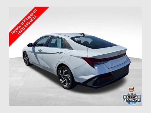 Used 2025 Hyundai Elantra Limited image 1