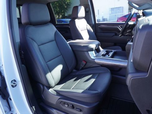 Certified 2024 Chevrolet Silverado 2500 LTZ w/ LTZ Convenience Package image 13