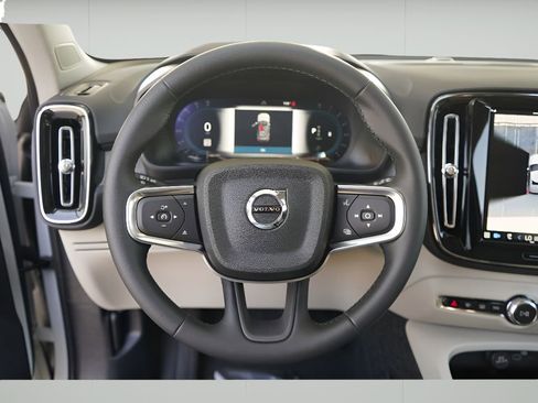New 2025 Volvo XC40 B5 Ultra w/ Climate Package image 11