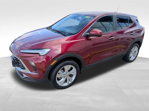 Used 2025 Buick Encore GX Preferred w/ Comfort Package AWD/4WD image 1