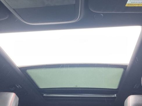 Used 2023 Ford Explorer ST-Line image 16