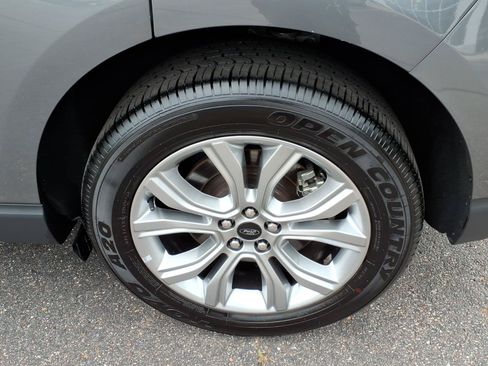 Used 2024 Ford Edge Titanium AWD/4WD image 13