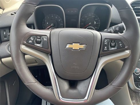 Used 2015 Chevrolet Malibu LTZ image 15