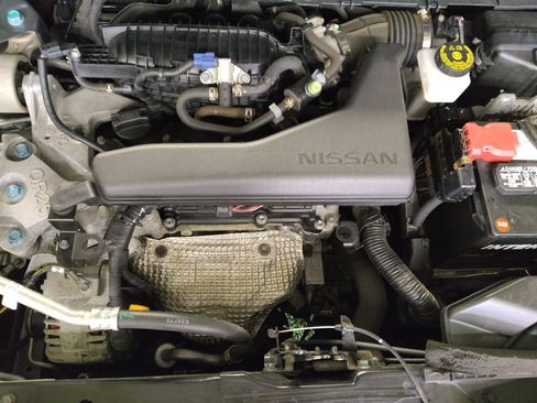 Used 2019 Nissan Rogue SV FWD image 30
