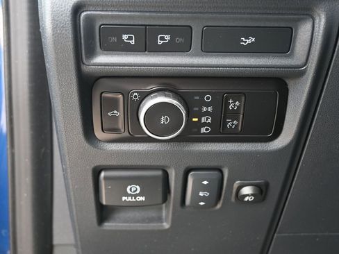 Used 2023 Ford F150 Lariat w/ Equipment Group 502A High AWD/4WD image 16