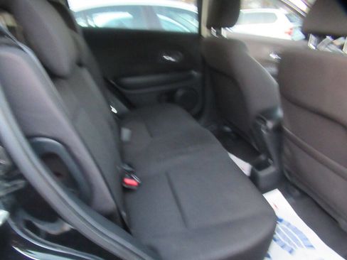 Used 2016 Honda HR-V LX image 31