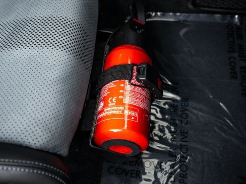 Certified 2023 Porsche 718 Cayman GT4 RS RWD image 17