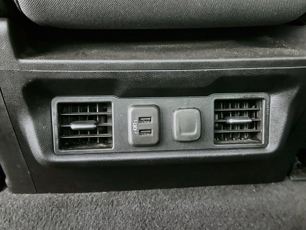 Used 2021 Chevrolet Silverado 1500 LT w/ Bed Protection Package RWD image 29
