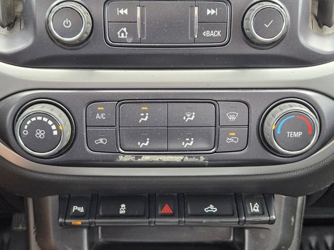 Used 2022 Chevrolet Colorado LT w/ Fleet Safety Package RWD image 20