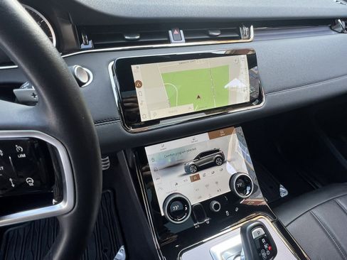 Used 2023 Land Rover Range Rover Evoque R-Dynamic SE image 22