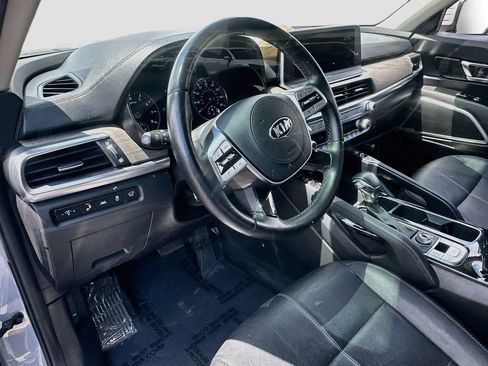 Used 2021 Kia Telluride EX w/ EX Premium Package AWD/4WD image 9