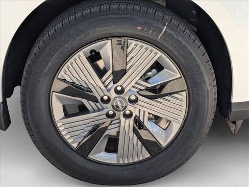 New 2025 Nissan Murano SL w/ Cargo Package AWD/4WD image 9