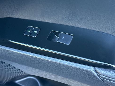 Used 2025 Toyota Camry XSE image 22