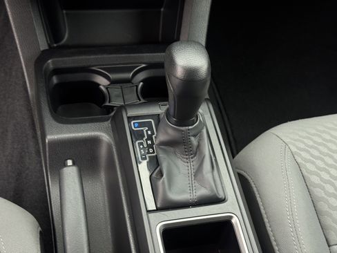 Used 2023 Toyota Tacoma SR image 18