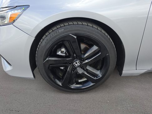 Used 2022 Honda Accord Sport image 25