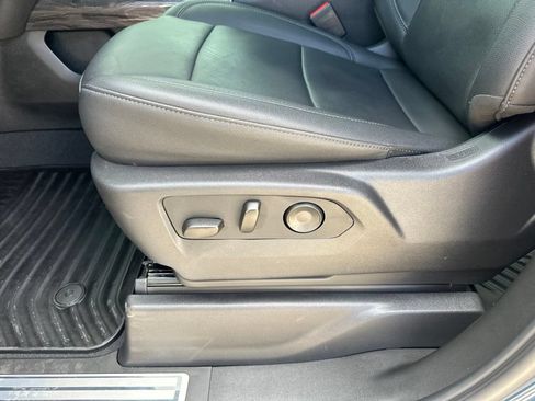 Used 2025 Chevrolet Silverado 2500 LTZ w/ Trail Boss Package AWD/4WD image 12