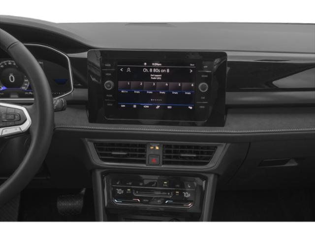 Certified 2026 Volkswagen Taos SE FWD image 9
