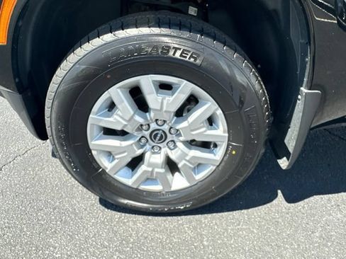 Used 2023 Nissan Frontier SV w/ SV Convenience Package AWD/4WD image 30