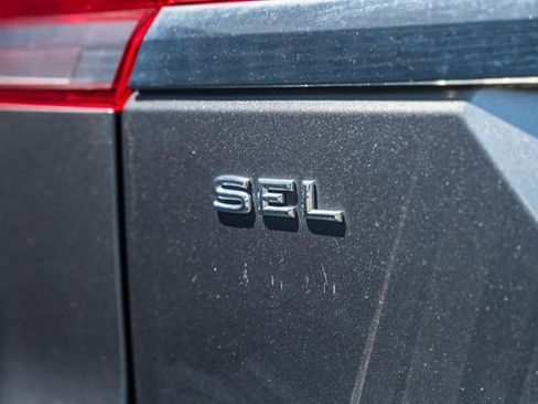 Used 2019 Volkswagen Atlas SEL Premium AWD/4WD image 12