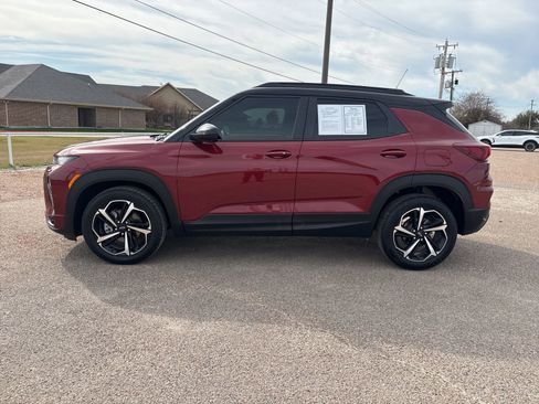 Used 2022 Chevrolet TrailBlazer RS image 2