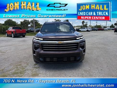 Used 2025 Chevrolet Traverse High Country w/ LPO, Floor Liner Package FWD image 12