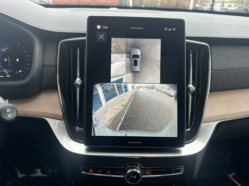 Used 2026 Volvo XC90 B6 Plus w/ Protection Package Premier image 25