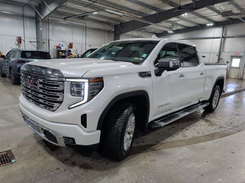 Used 2022 GMC Sierra 1500 Denali image 6