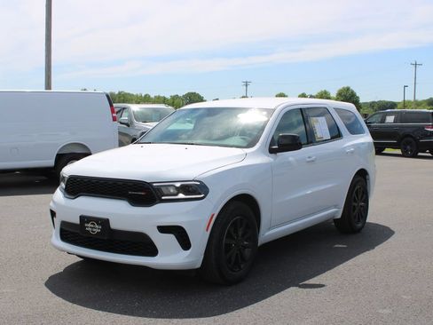 Used 2025 Dodge Durango GT RWD image 4
