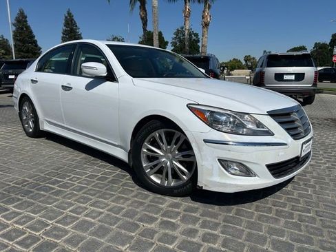 Used 2014 Hyundai Genesis 3.8 RWD image 1