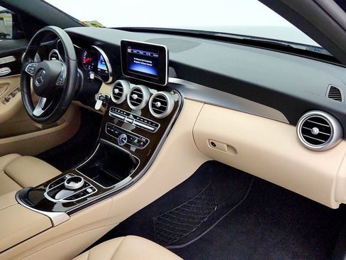 Used 2018 Mercedes-Benz C 300 4MATIC Sedan image 23