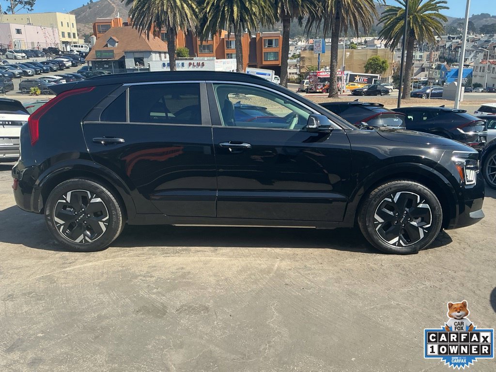 Used 2023 Kia Niro Wave FWD image 3