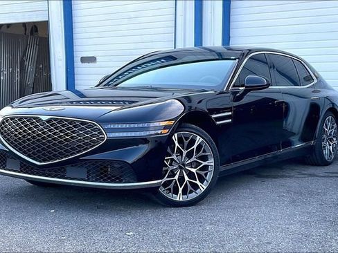 Used 2023 Genesis G90 3.5T AWD/4WD image 3