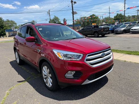 Used 2019 Ford Escape SEL AWD/4WD image 2