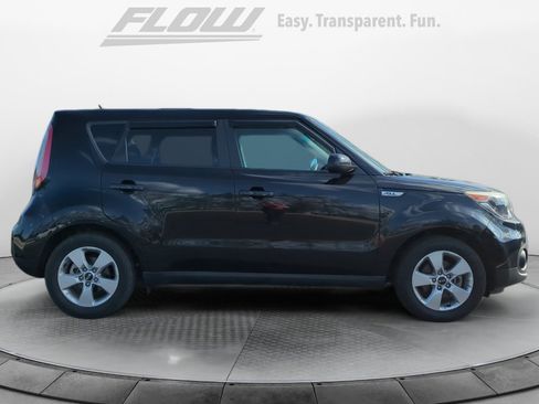 Used 2018 Kia Soul FWD image 10