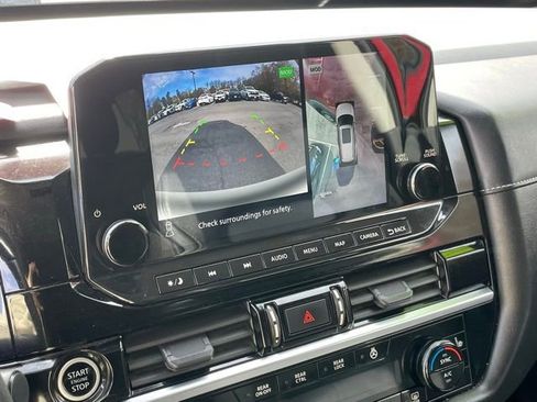 Certified 2023 Nissan Pathfinder SL w/ Cargo Package AWD/4WD image 20