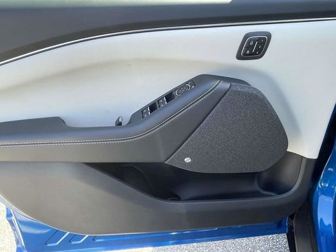 New 2025 Ford Mustang Mach-E Premium image 15