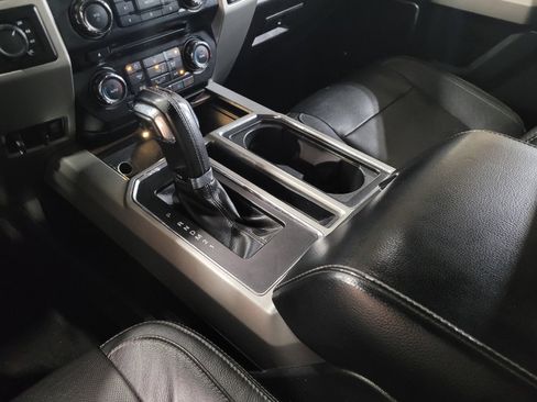 Used 2015 Ford F150 Lariat w/ Equipment Group 501A Mid AWD/4WD image 26