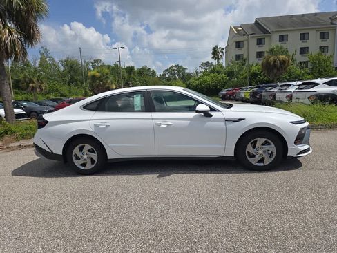 New 2026 Hyundai Sonata SE FWD image 8