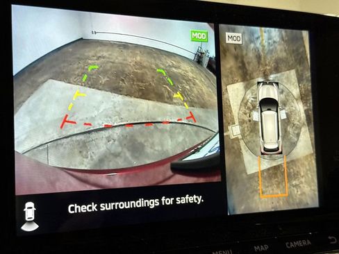 Used 2024 Mitsubishi Outlander SEL image 16