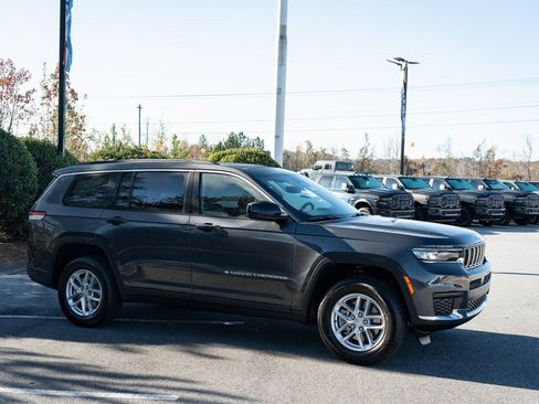 New 2025 Jeep Grand Cherokee L Laredo RWD image 12