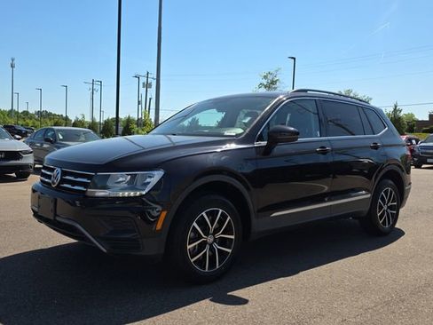 Used 2021 Volkswagen Tiguan SE AWD/4WD image 7