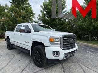 Used 2016 GMC Sierra 2500 SLT w/ All-Terrain HD Package AWD/4WD video 1
