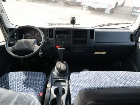 New 2024 Chevrolet Low Cab Forward RWD image 34