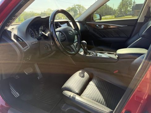 Used 2016 INFINITI Q50 Red Sport 400 AWD/4WD image 11