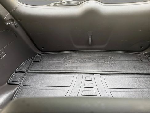 Used 2011 Hyundai Santa Fe SE w/ Premium Pkg 3 FWD image 31