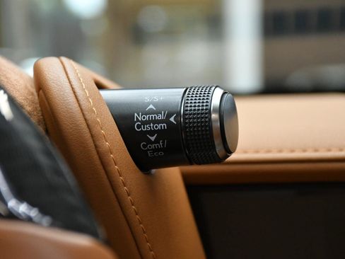 Used 2021 Lexus LC 500 Convertible w/ Touring Package RWD image 31