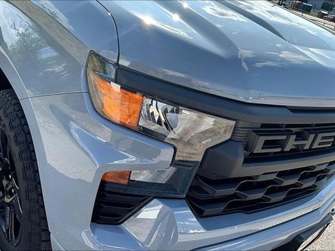 Used 2024 Chevrolet Silverado 1500 Custom w/ Turbomax Blackout Package RWD image 32