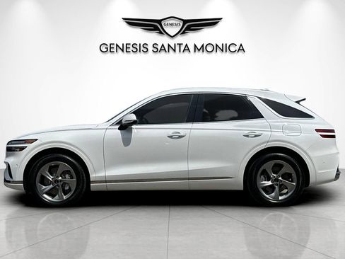 Used 2026 Genesis GV70 2.5T Advanced AWD/4WD image 9